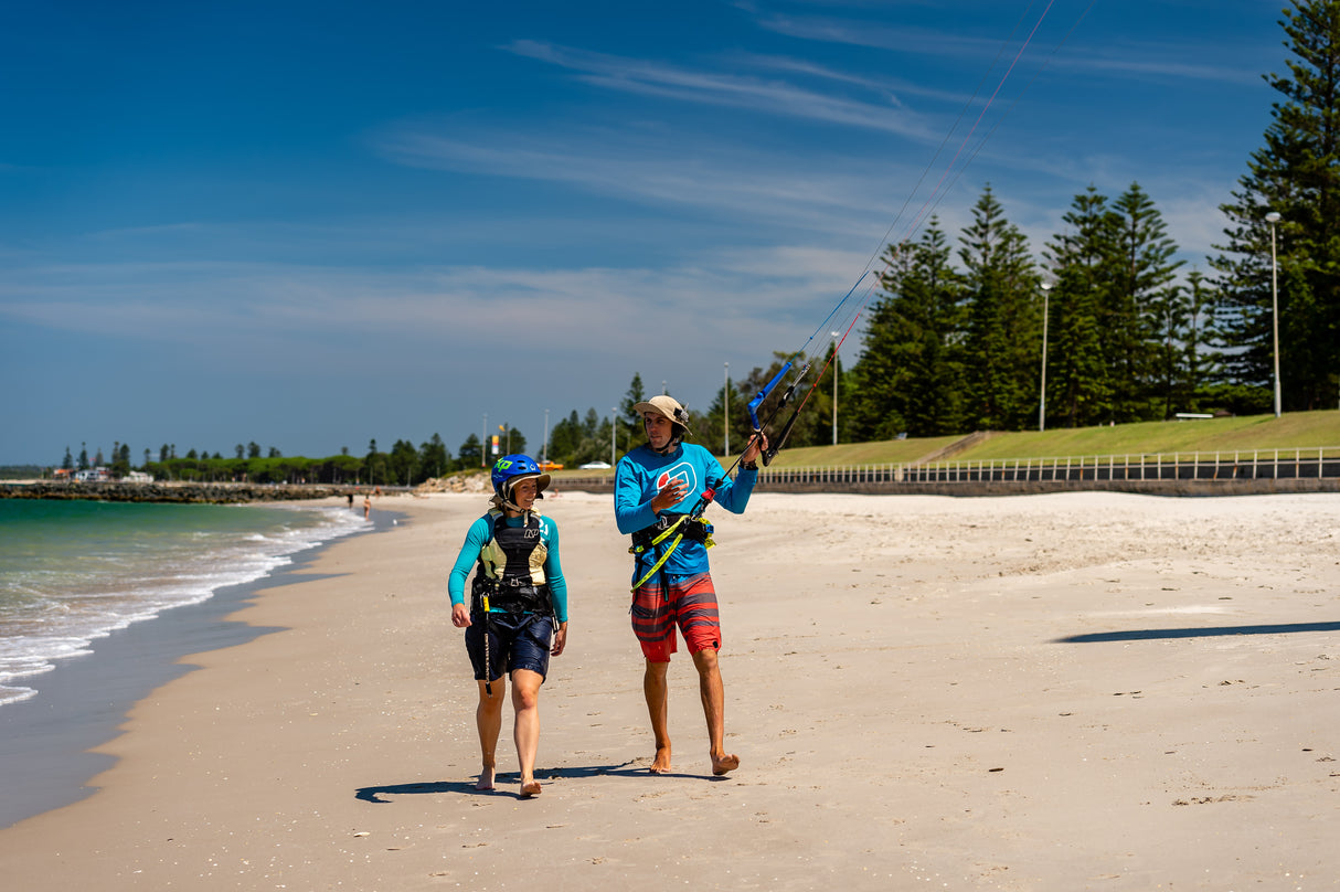 2hr Kitesurfing Lesson